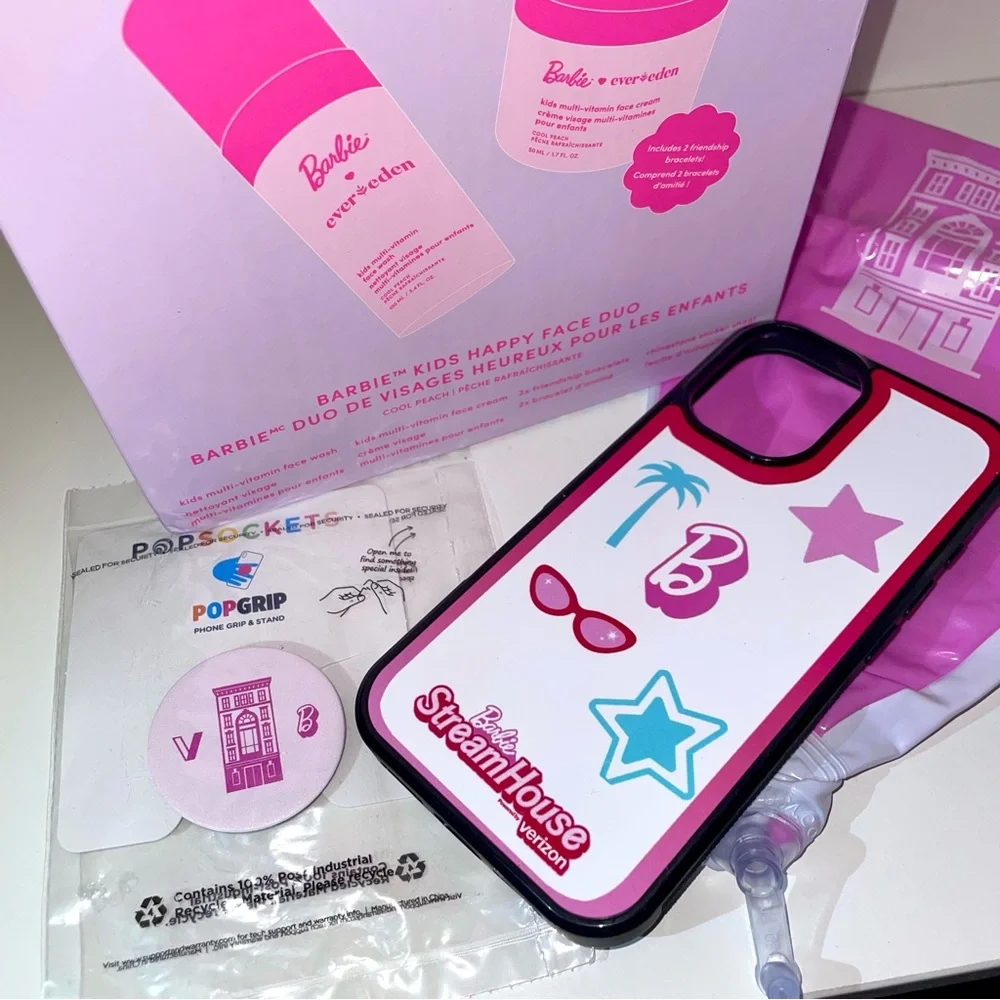 Barbie x Evereden Skincare Set Friendship Bracelets Popgrip sunglasses & Tote
